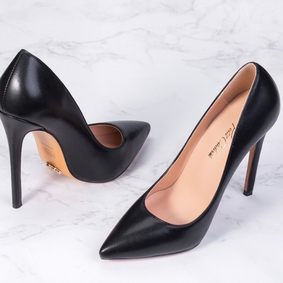 Petit Cadeau Leona - Classic and Sexy Slip on Pumps with 5" High Heels. NEW! - Picture 5 of 6